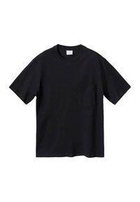 Czarny t-shirt na krótki rękaw wykonany z bawełny. Posiada okrągły dekolt oraz kieszeń na lewej piersi. Prosty, jednolity kolor o gładkiej fakturze.