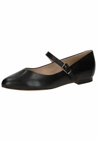 Zapato plano de cuero negro con punta afilada y una sola correa ajustable. Textura suave y tacón bajo.