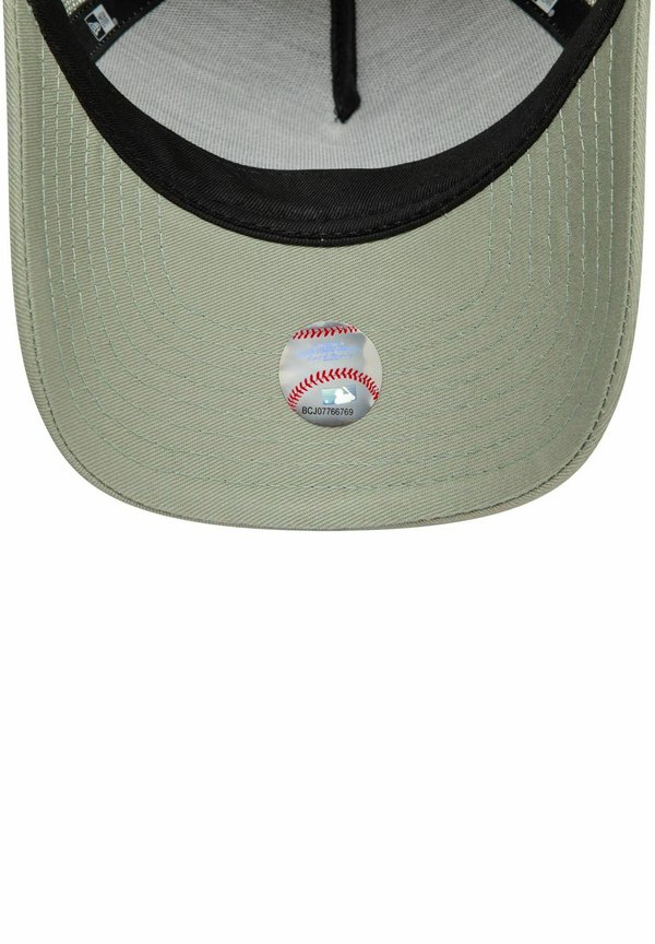 TRUCKER LOS ANGELES DODGERS  – Cap – mint