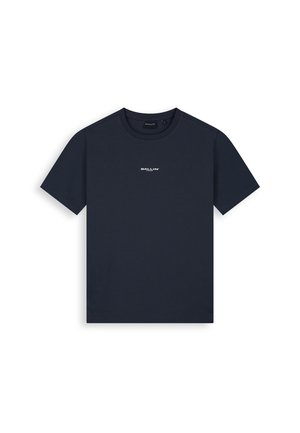 Donkerblauw T-shirt met korte mouwen en ronde hals met wit "BALLIN" logo in het midden van de borst.