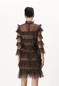 Malina CARMINE MINI DRESS - Kokteilinė suknelė / vakarėlių suknelė - chocolate