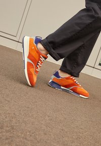 Scotch & Soda VIVEX - Trainers - orange multi-coloured