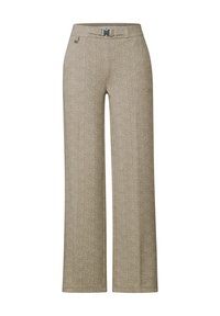 Pantalones de pierna ancha beige hechos de tejido texturizado. Presenta un cinturón con hebilla plateada y un bolsillo lateral discreto. Diseño limpio y a medida.