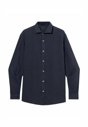 Dunkelblaue Langarm-Bluse mit spitzem Kragen und sieben weißen Knöpfen, flach auf einem weißen Hintergrund ausgelegt.