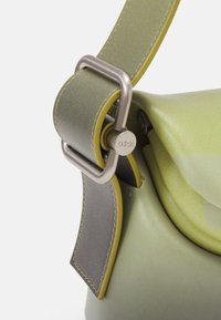 Osoi FOLDER BROT - Käekott - prism yellow
