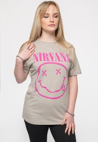 Paradiso Clothing Print T-shirt - sand