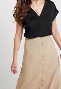 River Island Blusa - black