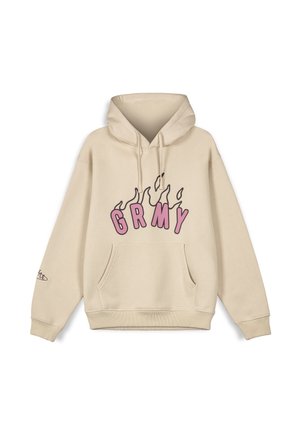 Sudadera beige con un bolsillo frontal, que presenta un atrevido estampado en rosa "GRMY" y acentos en negro de llamas por encima del texto. Textura de tela suave.