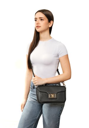 U.S. Polo Assn., U.S. POLO ASSN. TASCHE JONES CHIC FLAP HANDLE BAG - Handtasche - black