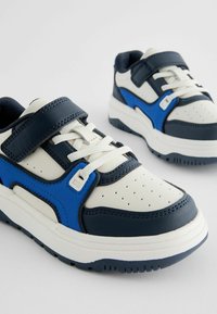 Next REGULAR FIT - Sportcipő - blue white