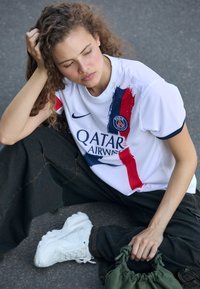 Nike Performance - PARIS ST GERMAIN NIKE STADIUM JERSEY SHORT SLEEVES AWAY - Sports T-shirt - white/midnight navy Thumbnail Image 1