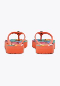 Kurt Geiger London KENSINGTON - Pool shoes - peach multi