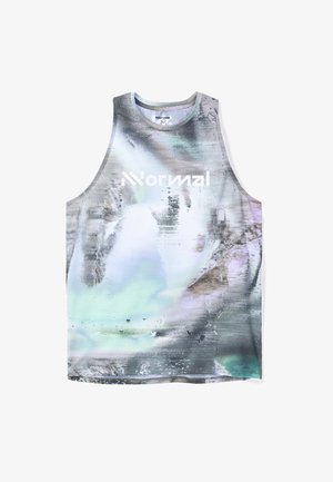 Mouwloos atletisch tanktop met een gestructureerd, abstract, meerkleurig patroon in grijstinten, groen en subtiele paarse accenten. Groot wit logo in het midden.