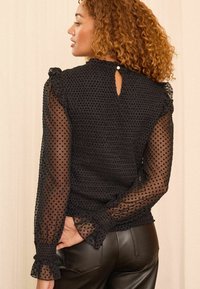 Love & Roses REGULAR FIT - SHIRRED LONG SLEEVE SPOT  - Camicetta - black spot