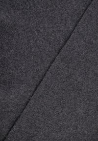 Bickley+Mitchell Sjaal - antra melee