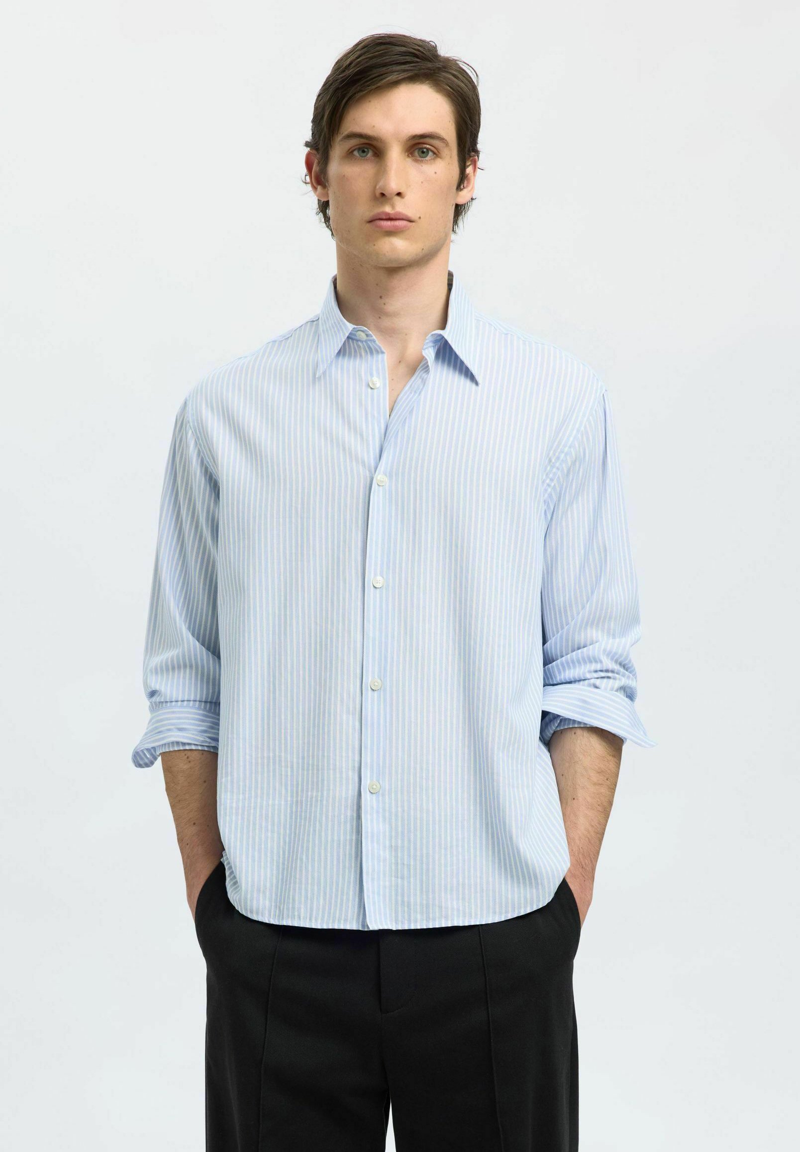 Chemise Vince Homme Bleue à Rayures - Coupe Ajustée, Manches Longues - Taille M, Neuve Avec étiquettes