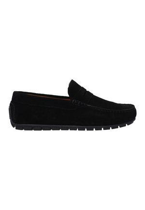 Schwarze Wildleder-Loafers mit runder Zehenform, dekorativer Naht und einer strukturierten Gummisohle für besseren Halt. Schlichtes Design ohne zusätzliche Akzente.