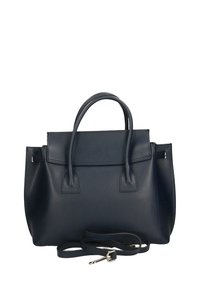 Borsa in pelle blu navy con doppio manico superiore, tasca frontale piatta e lunga tracolla staccabile. Texture liscia con accenti hardware minimi.