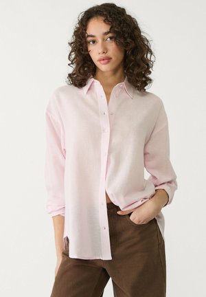 Stradivarius RUSTIKALES DAILY - Button-down blouse - mottled pink