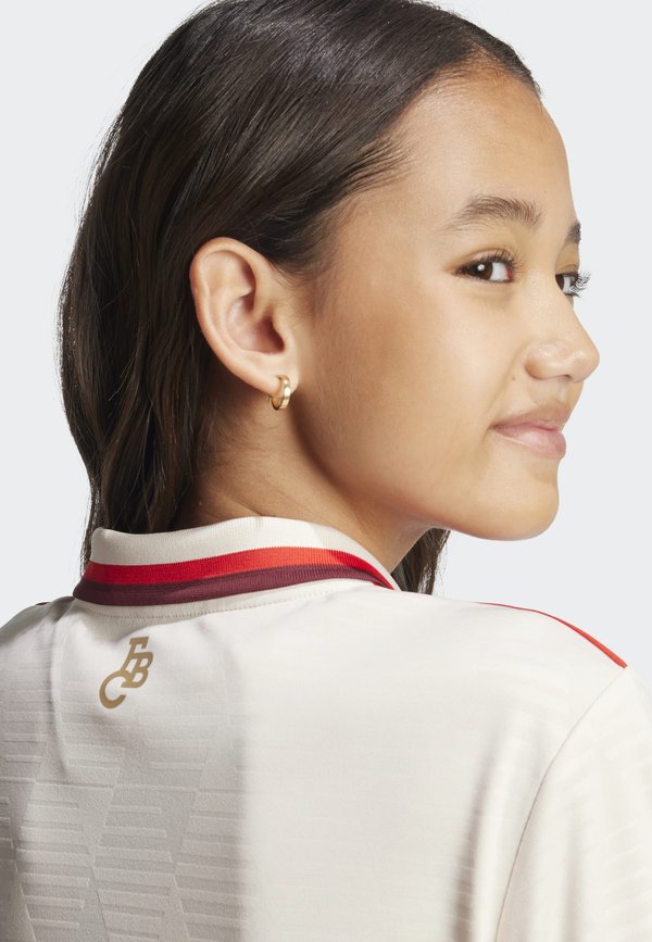 FC BAYERN 24/25 THIRD KIDS - Club wear - linen3