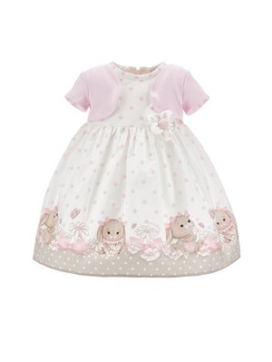 Weißes Baby-Kleid mit rosa Punkten, rosa Bolero, Blumenapplikation und Hasen- sowie Blumenbordüre am Saum.