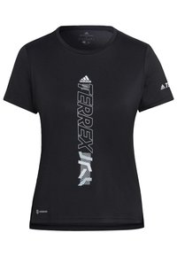 T-shirt de performance à manches courtes noire avec l'inscription "TERREX" en blanc et bleu clair en impression verticale, fabriqué en matériau qui évacue l'humidité.