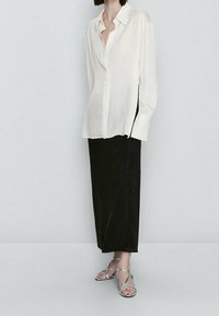 Massimo Dutti Gonna a campana - black