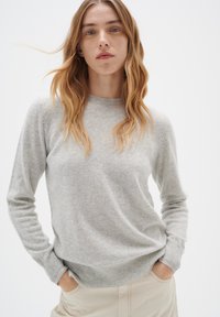 InWear - LUKKAIW CREW NECK - Stickad tröja - new light grey melange Miniatyrbild 1