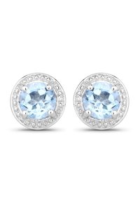 Boucles d'oreilles clous en argent sterling avec pierres précieuses rondes bleu clair, entourées d'un cadre circulaire texturé et de petites perles décoratives.