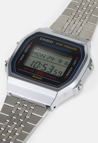 Casio STEP TRACKER UNISEX - Montre à affichage digital - silver-coloured