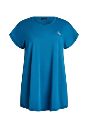 Laisvai krentantis mėlynas marškinėliai, pagaminti iš lygaus audinio, su apvaliu kaklu, trumpomis rankovėmis ir mažu grafikos elementu kairėje peties pusėje.