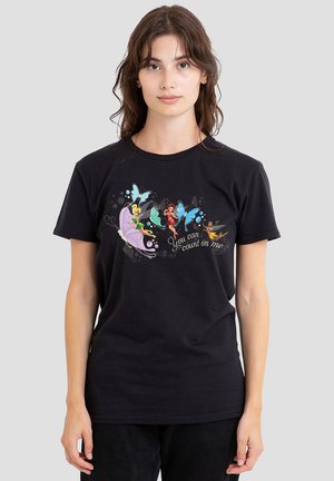 Schwarzes Baumwoll-T-Shirt mit einer bunten Grafik von Elfen und dem Text "Du kannst auf mich zählen" in einer verspielten Schriftart. Kurzärmlig, Rundhals.