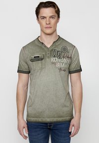 Koroshi SHORT SLEEVE  - Marškinėliai su spaudiniu - kaki   khaki