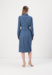 Cras SELENA DRESS - Denimové šaty - light blue