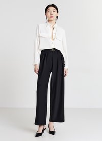 Calliope PALAZZO CON CINTURA DECORATIVA - Stoffhose - ultrablack