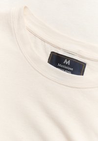 Thumbnail Image 6