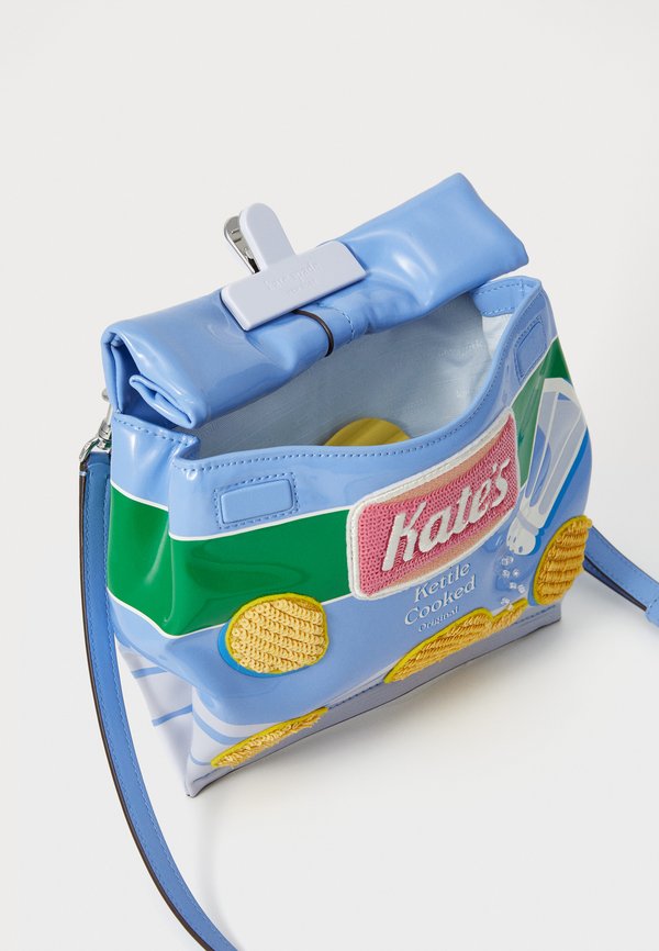 SNACK TIME PATENT  - Cross body bag2