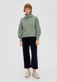 s.Oliver OVERSIZED - Strickpullover - salbeigrün