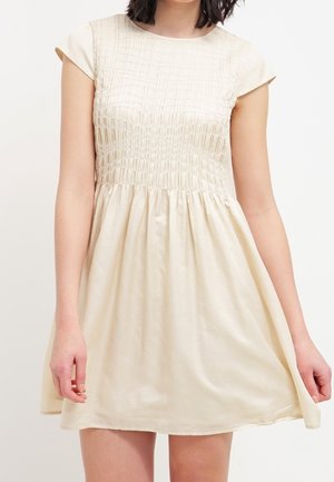 Robe de jour - off-white