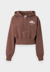 Καφέ κοντό φούτερ με φερμουάρ, κουκούλα, μπροστινές τσέπες, κορδόνια και λευκό λογότυπο "nike athletics" στο αριστερό στήθος.