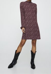 PULL&BEAR Vapaa-ajan mekko - bordeaux