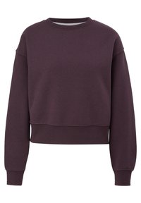 Maglione corto in tessuto viola scuro con scollo rotondo, spalle scese e polsini a costine. Texture liscia, dettagli di cuciture minimi.