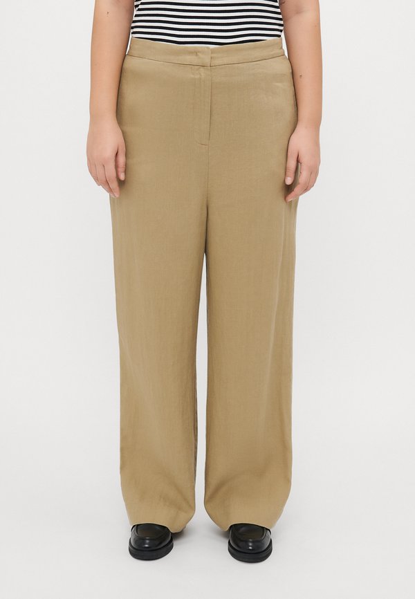 TAILORED - Trousers - camel