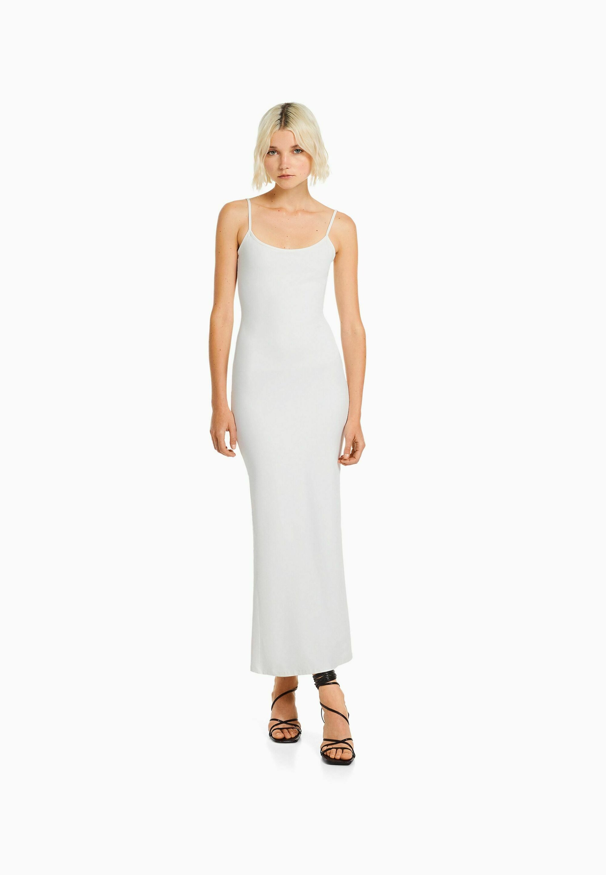 robe bershka blanche longue