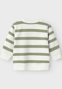 Sudadera a rayas verdes y blancas con cuello redondo, puños y dobladillo de canalé. Hecha de suave tela de algodón, con un corte relajado.
