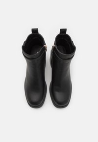 Anna Field Botines de tacón - black