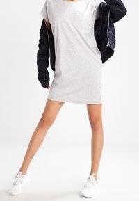 VILA Jerseyklänning - mottled light grey