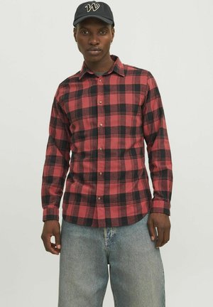 Pluus - brick red