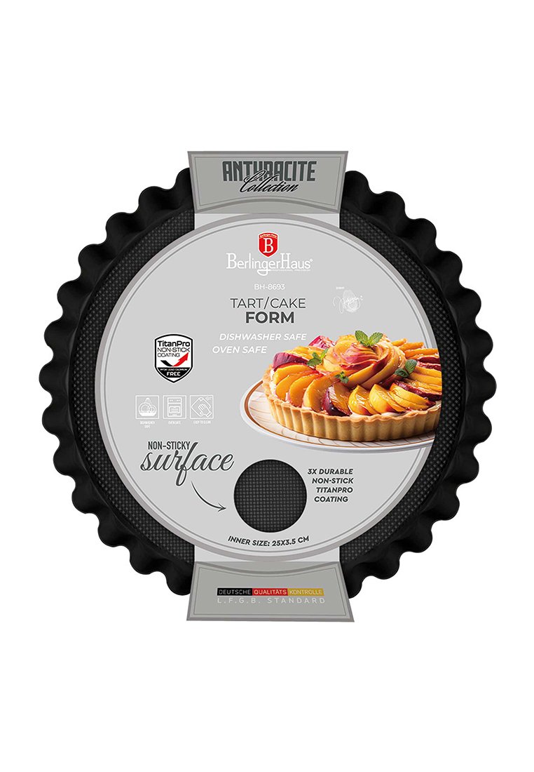 Moule à tarte/gâteau noir antiadhésif avec bords cannelés et surface intérieure lisse, mesurant 25x3,5 cm, étiqueté comme étant sûr pour le lave-vaisselle et le four.