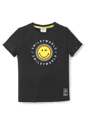 Schwarzes Baumwoll-T-Shirt mit einem bunten, kreisförmigen Smiley-Motiv und dem Schriftzug "SMILEYWORLD" darum herum. Kurze Ärmel mit gelben Akzenten.